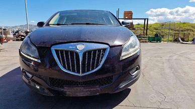 Ricambi usati sul piazzale Lancia delta 2010 1.6 8