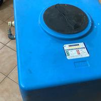 Serbatoio acqua 500 l in polietilene HD blu 80€