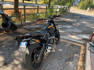 ducati scrambler 800