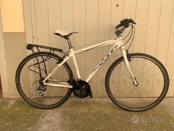 bicicletta sportiva felt