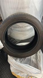 Pneumatici estivi 255/45 R19