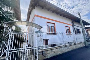 CASA SEMINDIPENDENTE A ORBASSANO