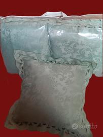 N° 5 cuscini d'arredo damascati