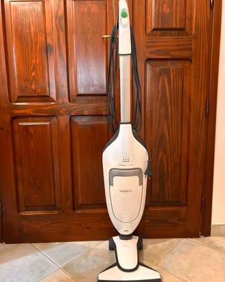 Aspirapolvere folletto vorwerk 220s usata(un mese)