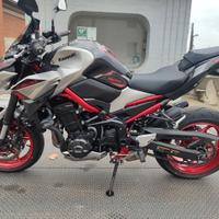 Kawasaki Z900 