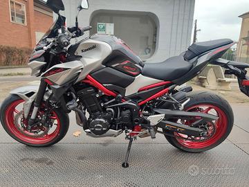 Kawasaki Z900 
