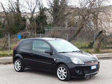 FORD FIESTA V 1.4 Turbodiesel - SI NEOPATENTATI