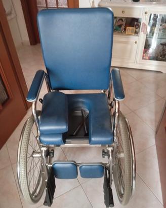 Sedia a rotelle comoda