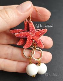 Orecchini stelle marine e perle ceramica bianca