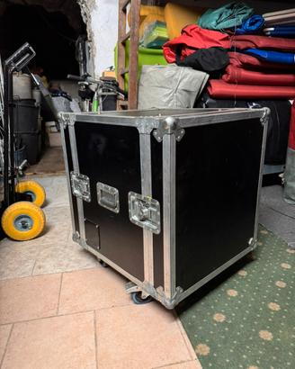 fly case rack