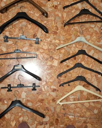 grucce per abbigliamento  50 centesimi al pezzo