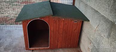 Cuccia in legno per cane