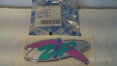 TARGHETTA DESTRA ZIP PIAGGIO 296513