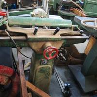 Affilatrice coltelli pialla