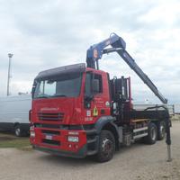 Iveco stralis 260e31 cassone fisso con gru