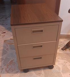 NUOVISSIMA cassettiera in metallo con ruote 