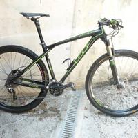 MTB GT ZASKAR Elite in carbonio , ruote 29" tg M