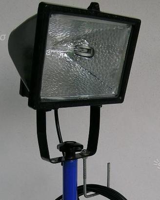 Faro Alogeno con Treppiede per Cantiere