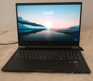 Laptop gaming PC i7 13th Gen RTX 4070 1TB DDR5