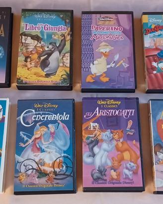 Lotto di 12 Videocassette vintage di Walt DISNEY