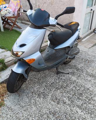 Aprilia SR 125