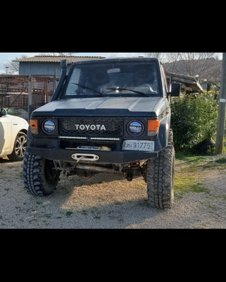 Toyota Land cruiser LJ 70