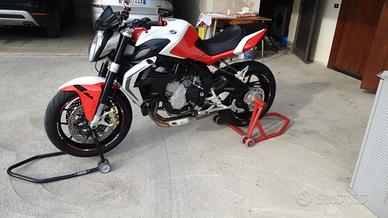 MV Agusta Brutale 675