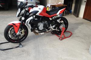MV Agusta Brutale 675