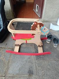 cavallino a dondolo