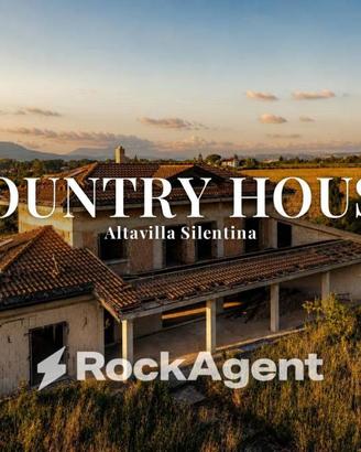 Villa di 600 m² con più di 5 locali a Altavilla Si