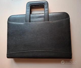 Borsa nera in vera pelle nappa