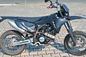 Fantic XMF 125 PERFORMANCE