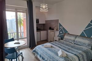 Monolocale breve periodo bnb { The Russian Flower}