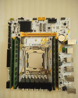 scheda madre CPU e RAM 