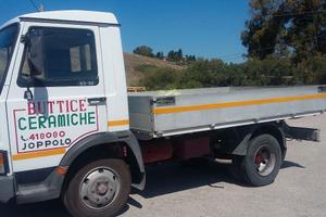 Camion cassone fisso