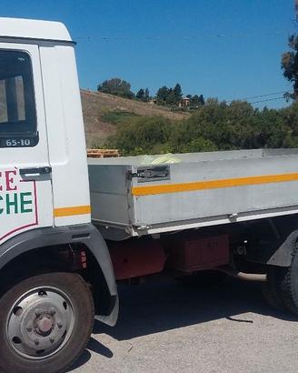 Camion cassone fisso