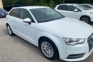 Audi A3 SPB 1.6 TDI clean diesel Attraction