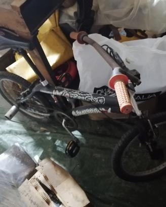 bici BMX Lombardo