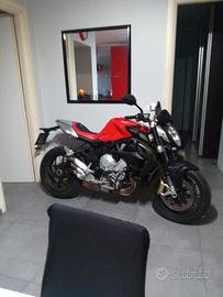 MV angusta Brutale 675
