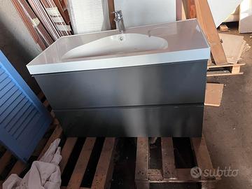 Mobile lavabo ikea + colonna sospesa