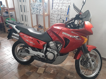 Honda transalp 650 anno 2000