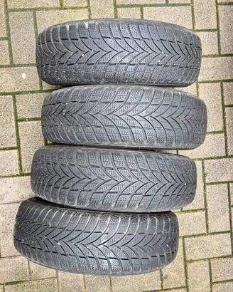 Gomme neve 145/70 R12 Maxxis