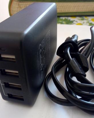 Caricatore da muro con 4 porte USB