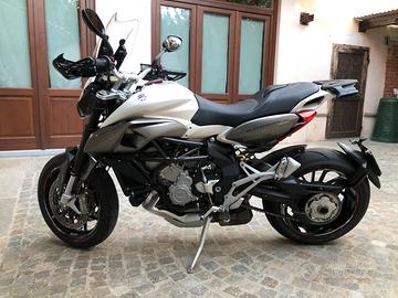 Mv Agusta Stradale 800