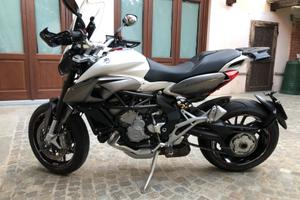Mv Agusta Stradale 800