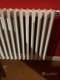 Radiatori caloriferi  in ghisa