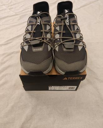NUOVE Adidas Terrex Voyager scarpa trekking estiva