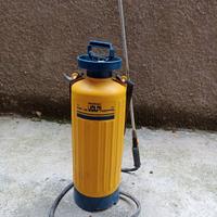 pompa a pressione marca Volpi da 8 litri