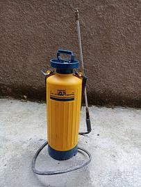pompa a pressione marca Volpi da 8 litri