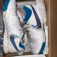 Scarpe Nike bambino bianche e azzurre 36.5(23.5cm)